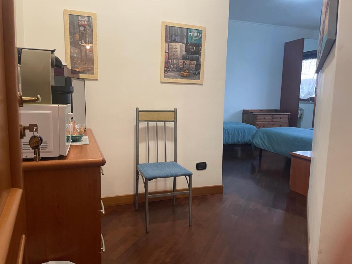 Bb Nuova Fiera Di Roma Bed & Breakfast Фиумичино Екстериор снимка