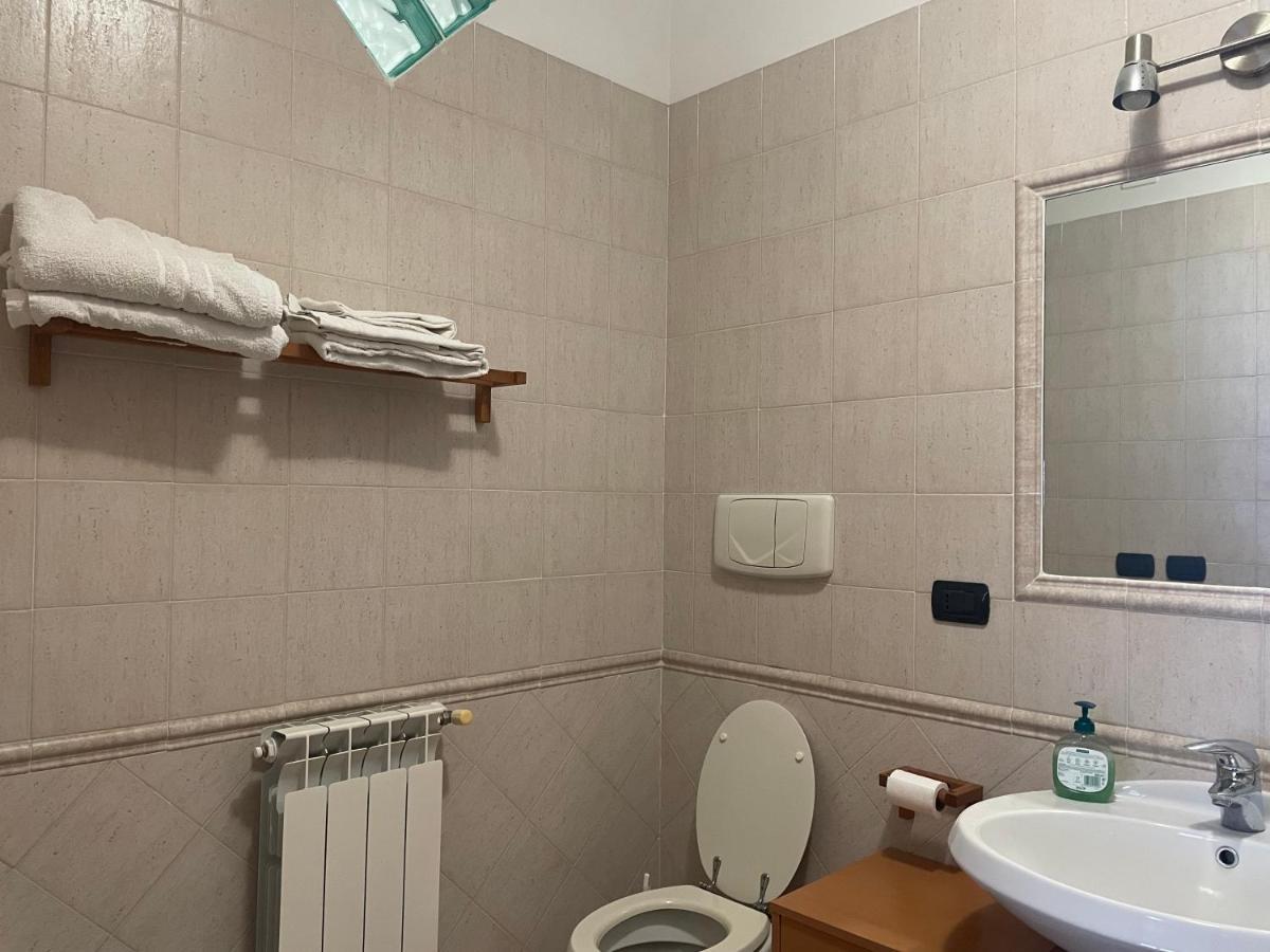 Bb Nuova Fiera Di Roma Bed & Breakfast Фиумичино Екстериор снимка