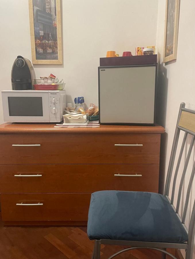 Bb Nuova Fiera Di Roma Bed & Breakfast Фиумичино Екстериор снимка